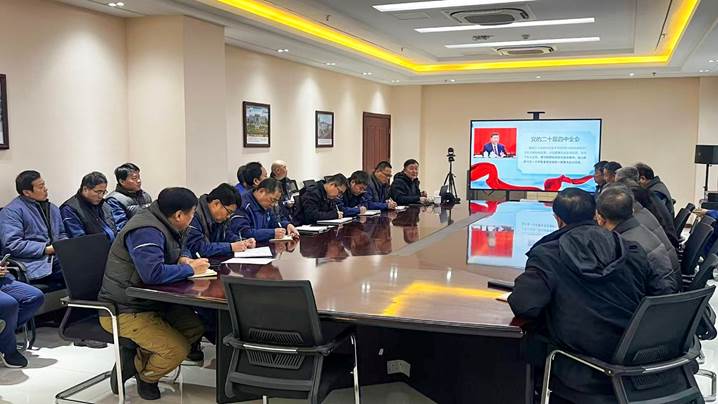 深學(xué)篤行全會(huì)精神 實(shí)干擔(dān)當(dāng)奮進(jìn)征程——安彩高科深入學(xué)習(xí)貫徹黨的二十屆四中全會(huì)精神